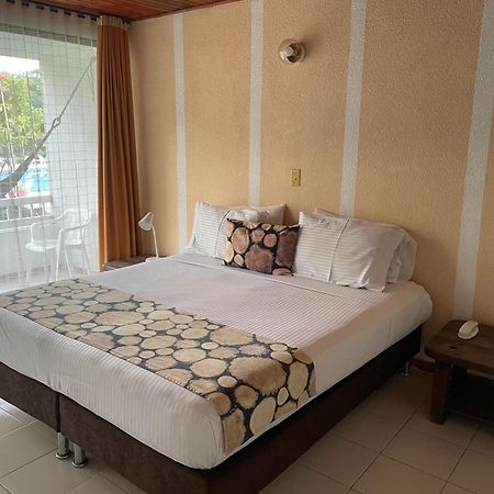 Hotel Hacienda El Diamante Villeta Dış mekan fotoğraf