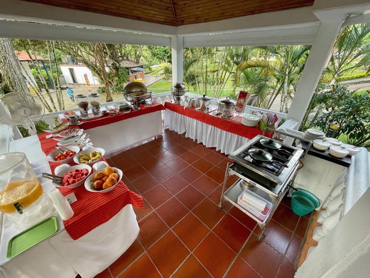 Hotel Hacienda El Diamante Villeta Dış mekan fotoğraf