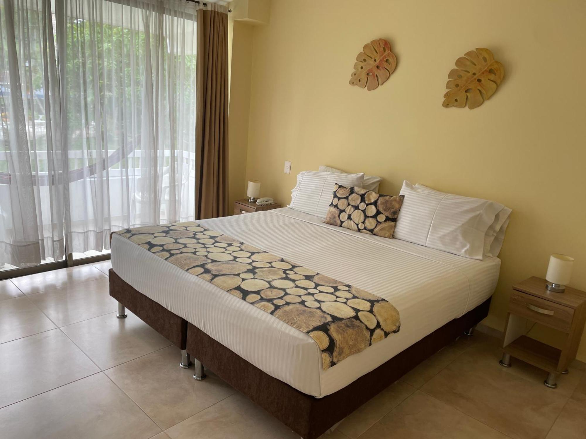 Hotel Hacienda El Diamante Villeta Dış mekan fotoğraf