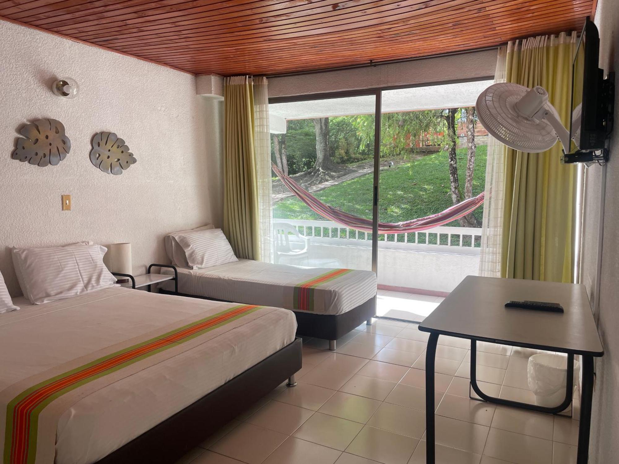 Hotel Hacienda El Diamante Villeta Dış mekan fotoğraf