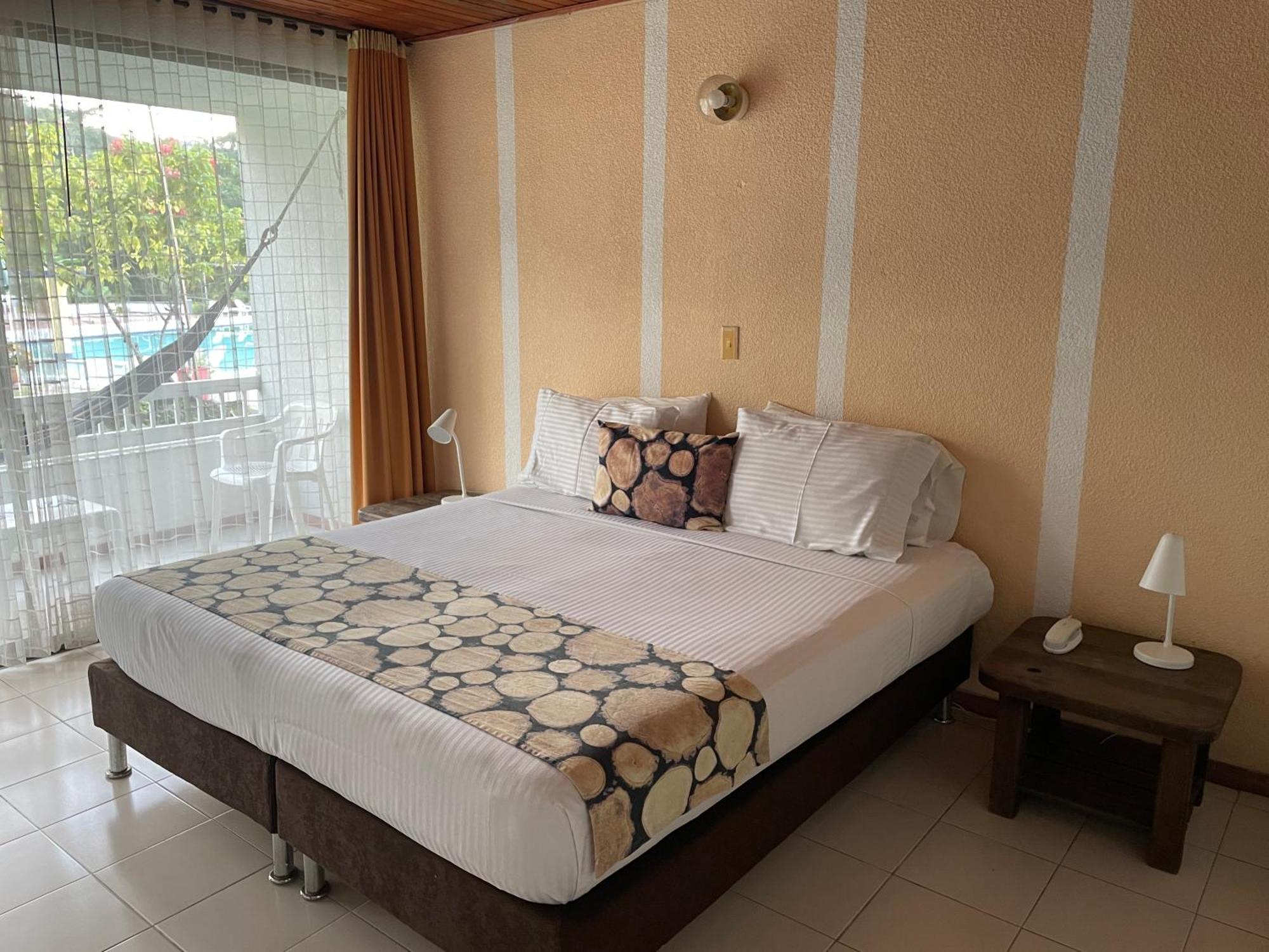 Hotel Hacienda El Diamante Villeta Dış mekan fotoğraf