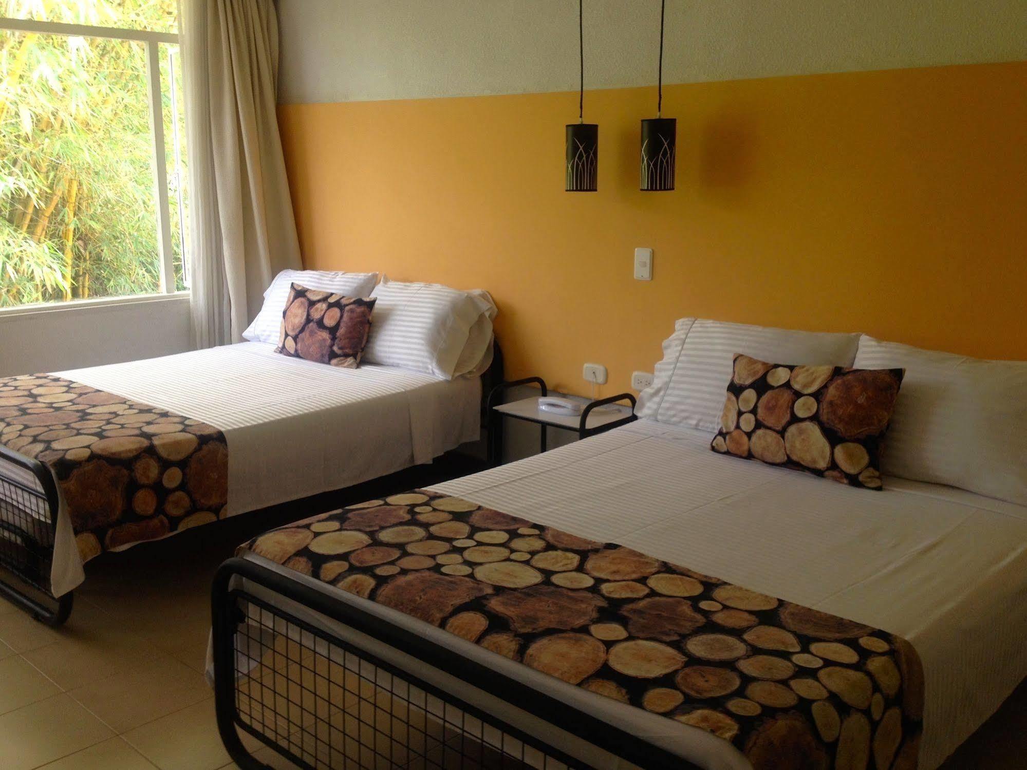 Hotel Hacienda El Diamante Villeta Dış mekan fotoğraf