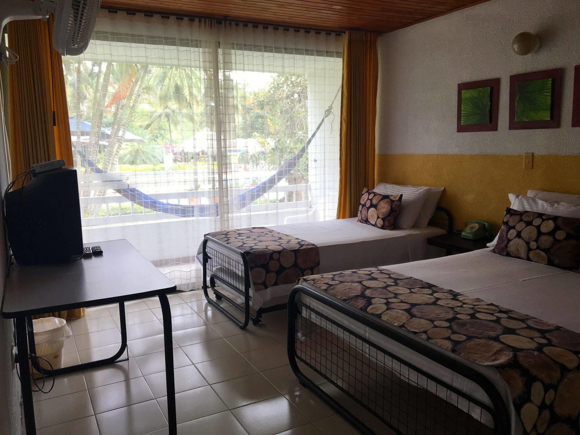 Hotel Hacienda El Diamante Villeta Dış mekan fotoğraf