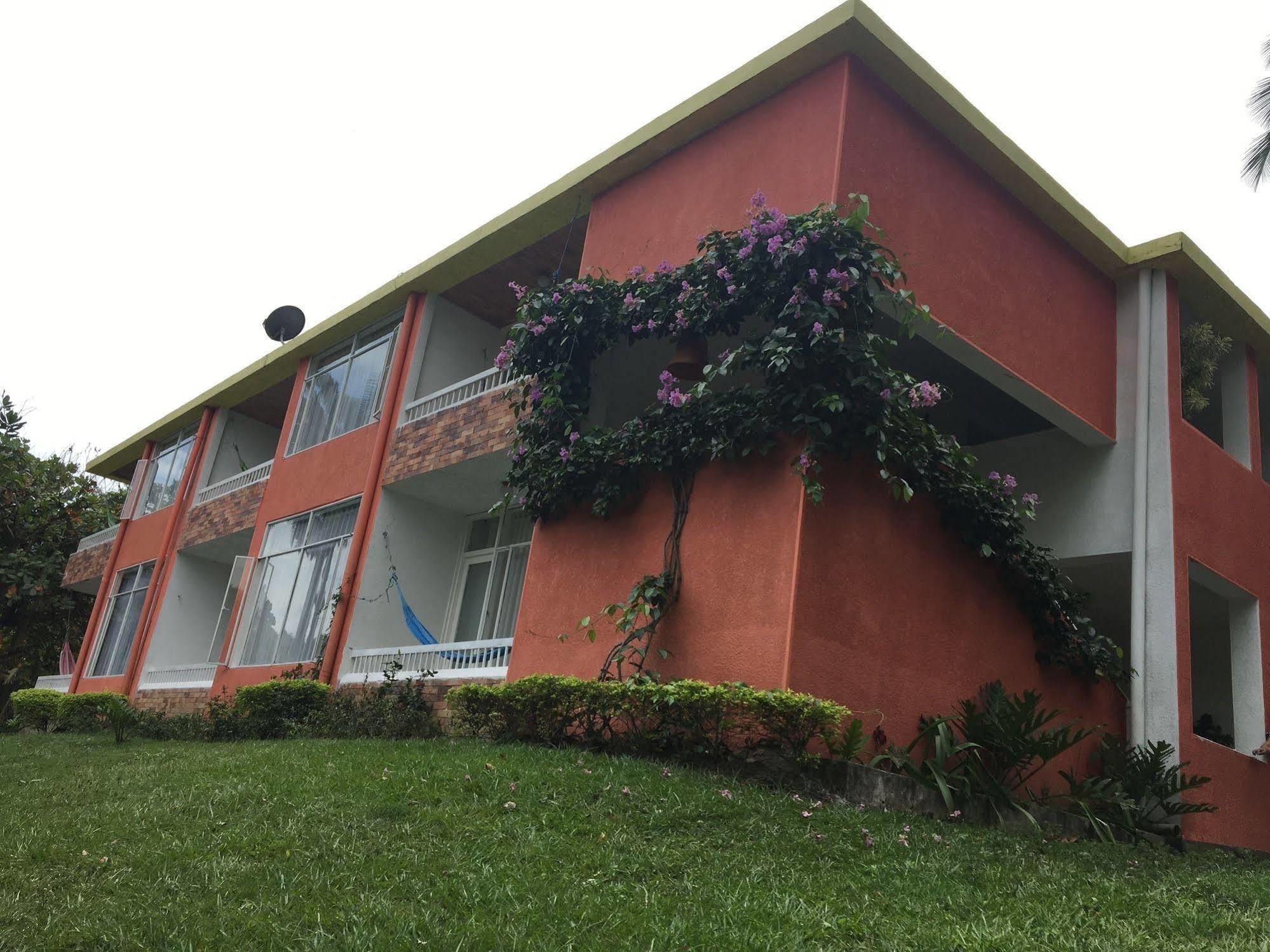 Hotel Hacienda El Diamante Villeta Dış mekan fotoğraf